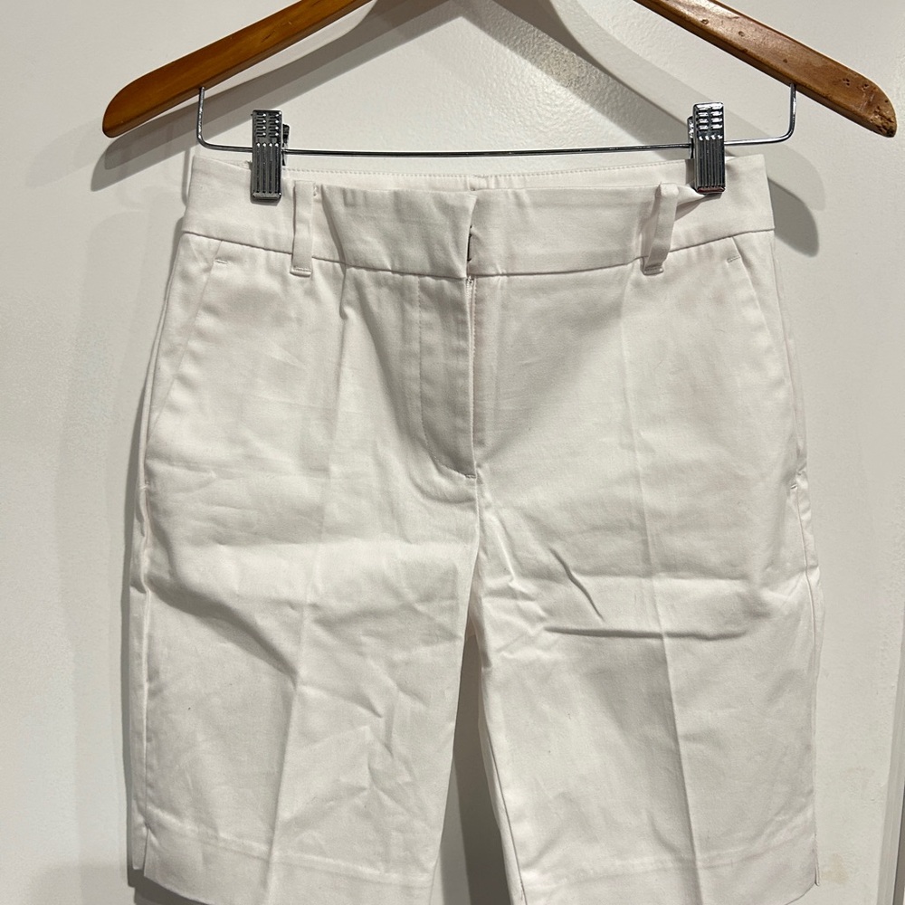 Ann Taylor Cream Women's Bermudas